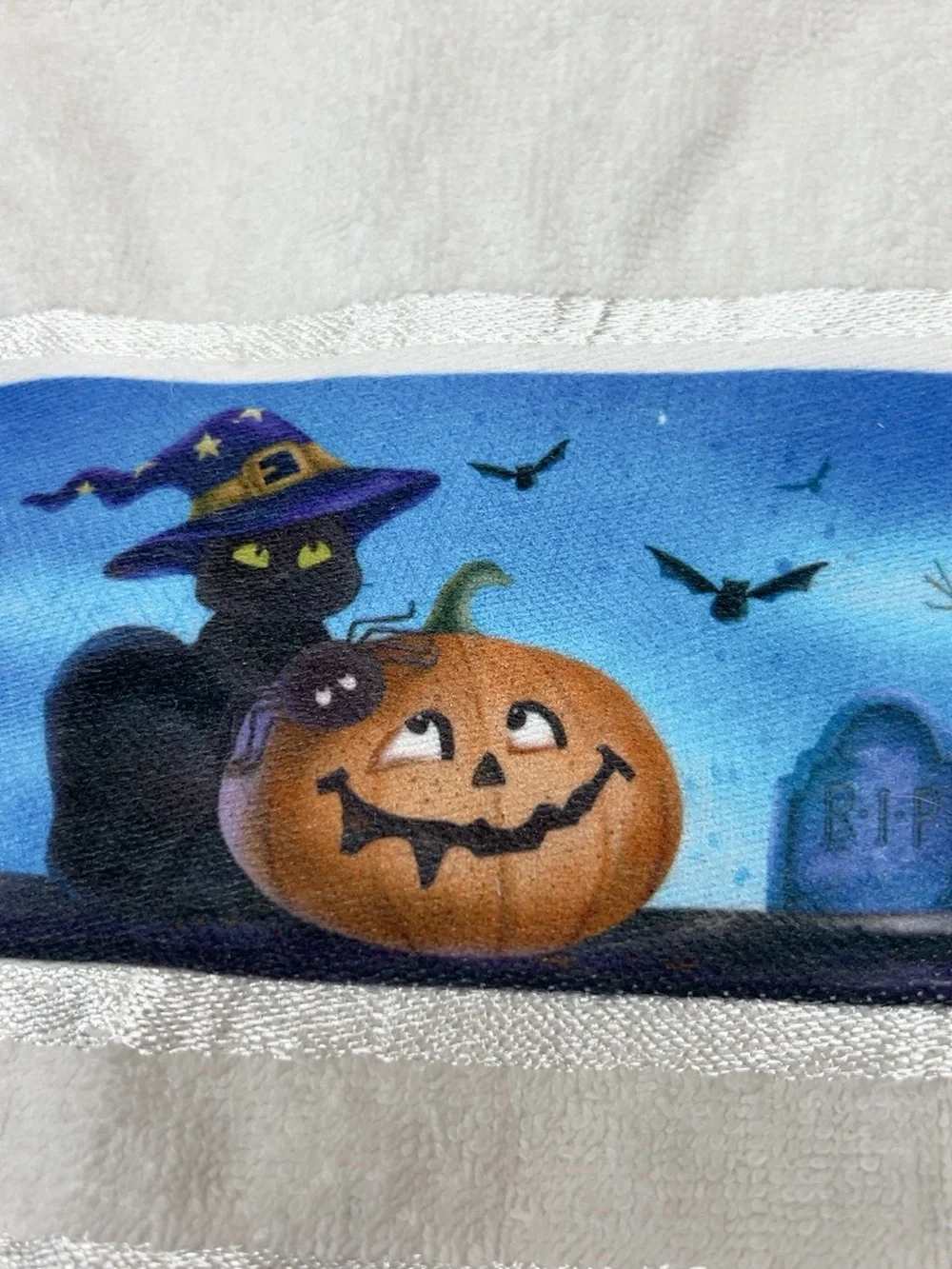 Halloween Hand Towels Set 2 Cat Pumpkin Spider Bats RIP Graveyard Decor 10x16